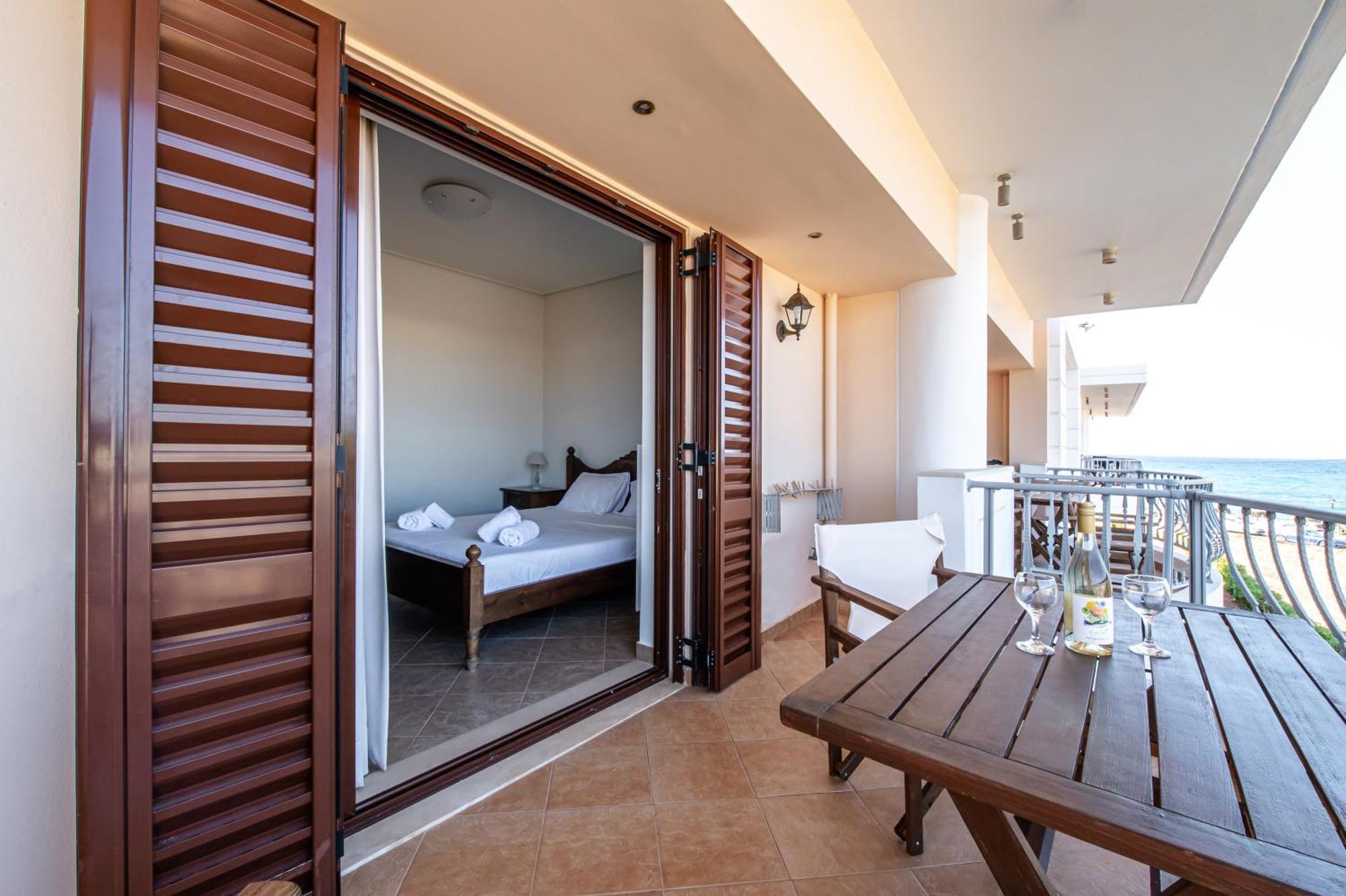 Kahlua Bay Apartments Hersonissos  Exterior photo